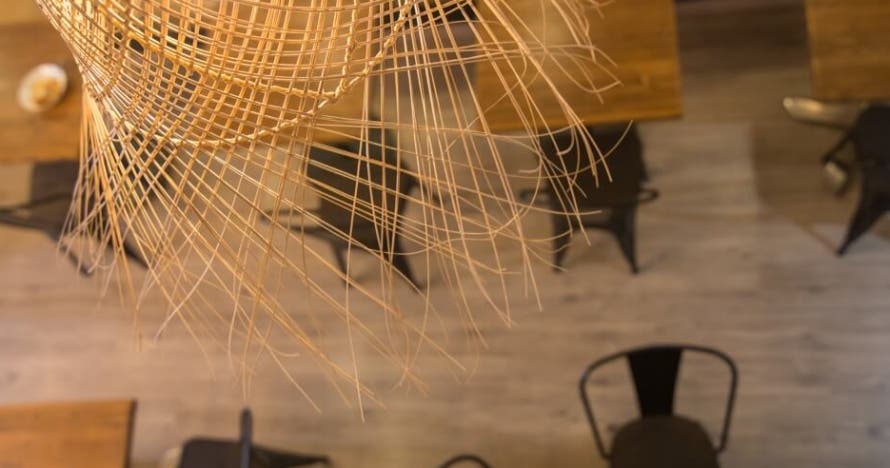 Maridaje de vinos y tapas km 0: una experiencia gastronómica única
