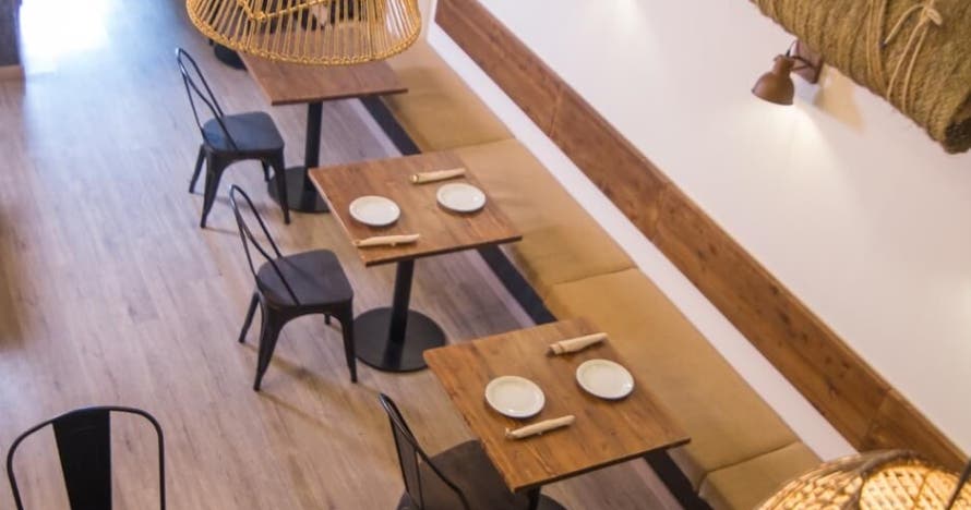 Maridaje de vinos y tapas km 0: una experiencia gastronómica única