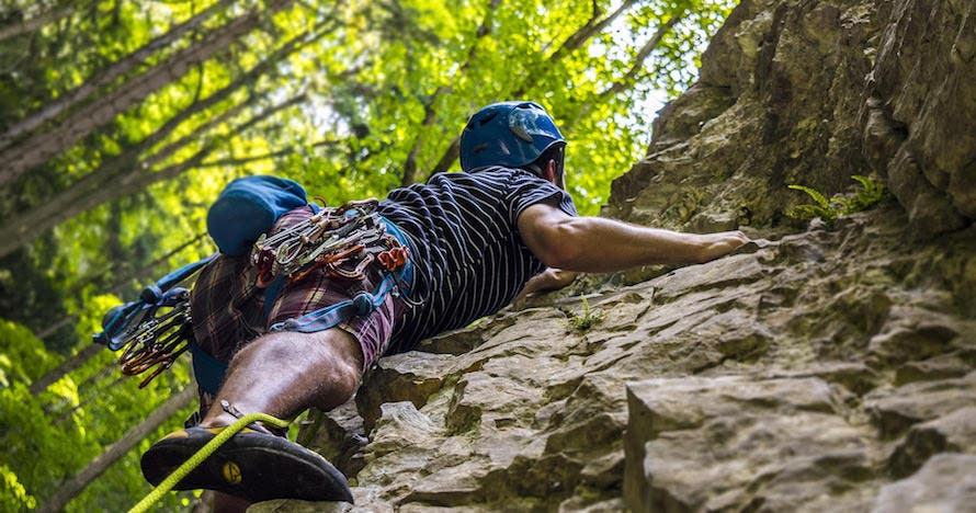 Bautismo de escalada en rocódromo