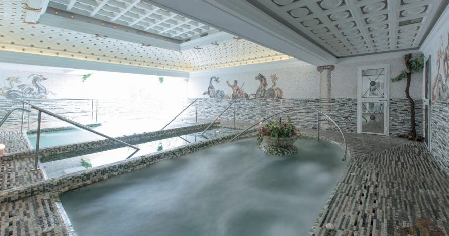 Relájate como en la antigua Roma: Circuitos en Termas de Híspalis