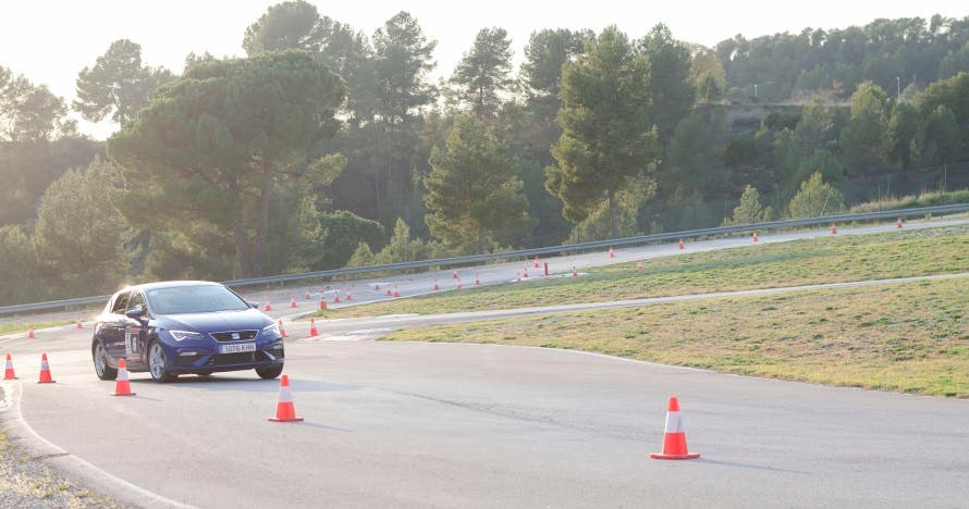 Bautismo de conducción segura de coche de 3 horas