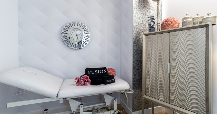 Piel luminosa y firme con radiofrecuencia Indiba deep beauty