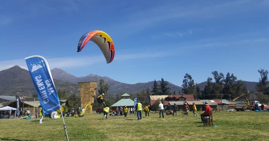 Vuelo en parapente, foto y video desde Las Vizcachas