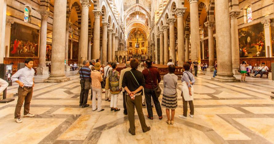 Visita guiada Plaza de los MIlagros + Entrada Torre Inclinada opcional