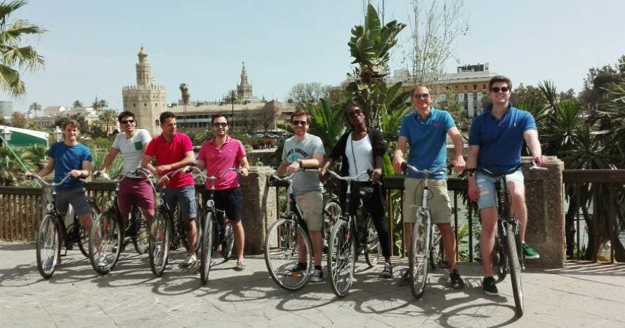 Bike Tour por Sevilla, historia y diversión