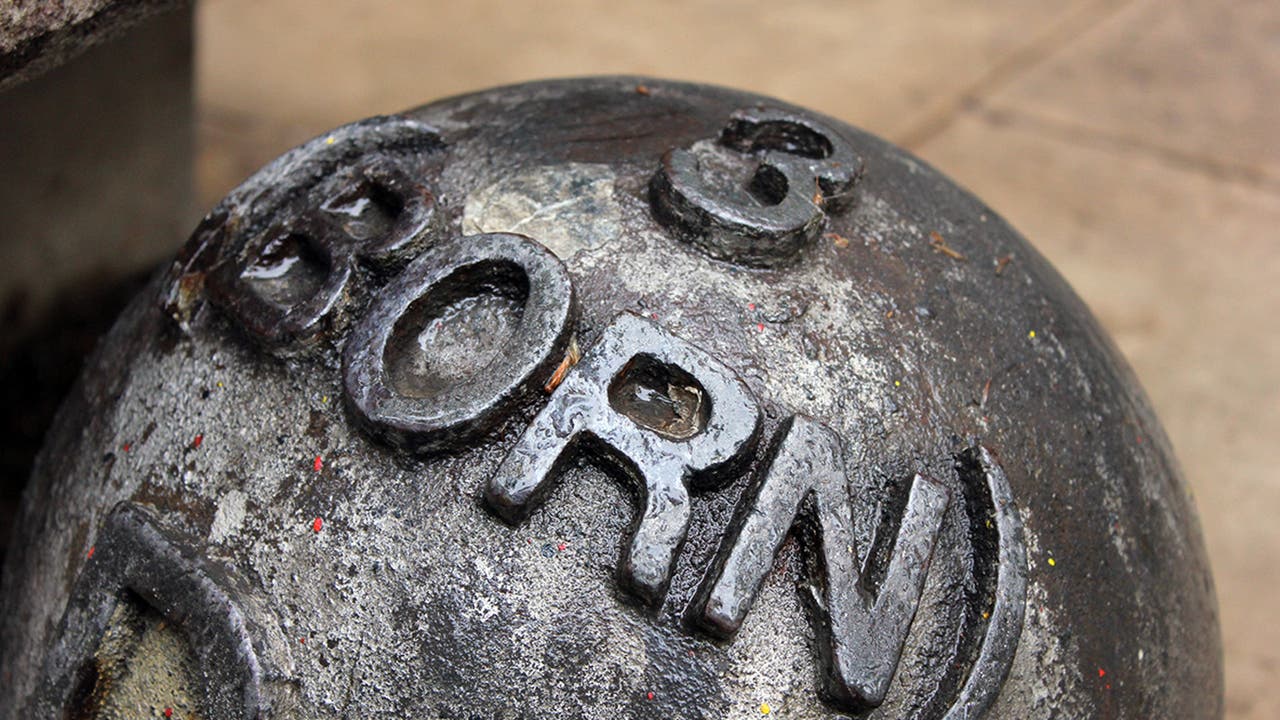 Born, secretos y leyendas