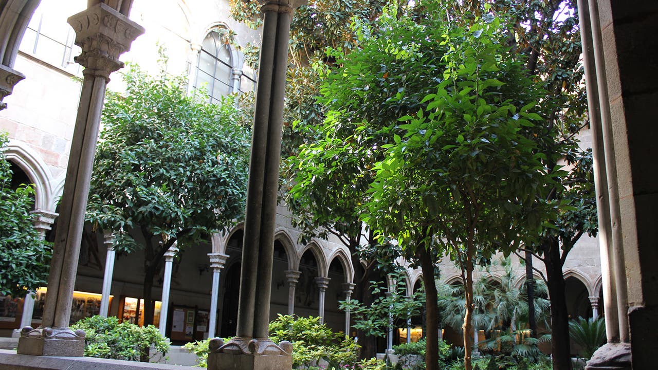 Eixample, secretos y leyendas de una época vibrante