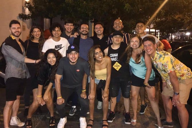 Descubre la vida nocturna de Miraflores con Bar Crawl Lima