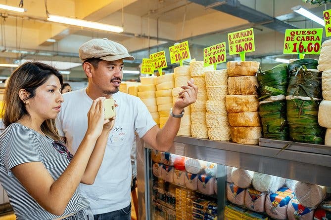 Las 10 degustaciones de Lima con lugareños: tour privado de comida callejera