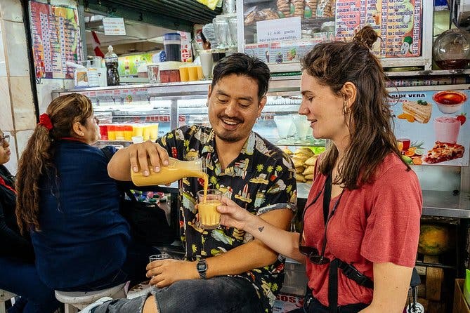 Las 10 degustaciones de Lima con lugareños: tour privado de comida callejera