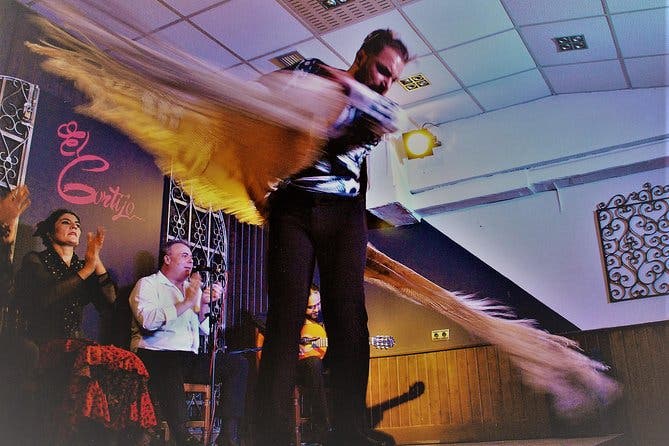 Espectáculo de flamenco con cena y taller en Madrid