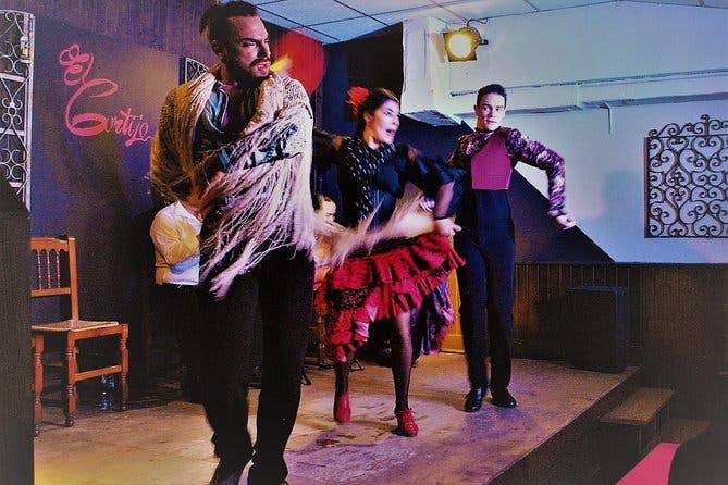Espectáculo de flamenco con cena y taller en Madrid