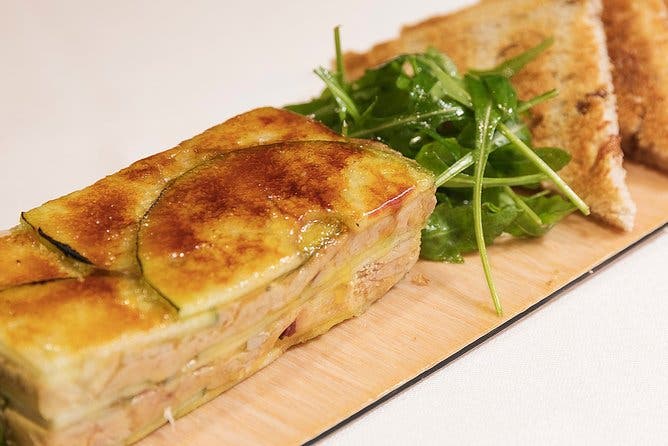 Tour guiado de tapas gourmet en grupo reducido en Madrid