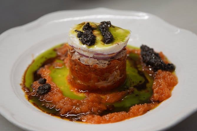 Tour guiado de tapas gourmet en grupo reducido en Madrid