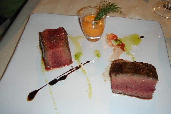 Tour guiado de tapas gourmet en grupo reducido en Madrid