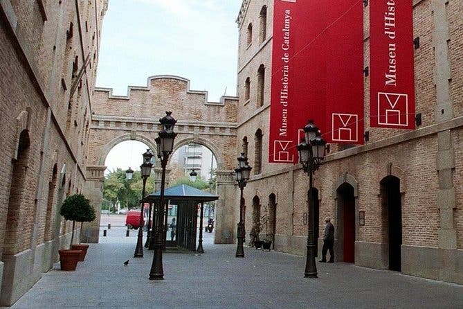 Acceso Evite las colas al Museo de Historia de Cataluña y la terraza