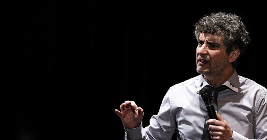 Roberto Chapu - Sr. Manga por Hombro