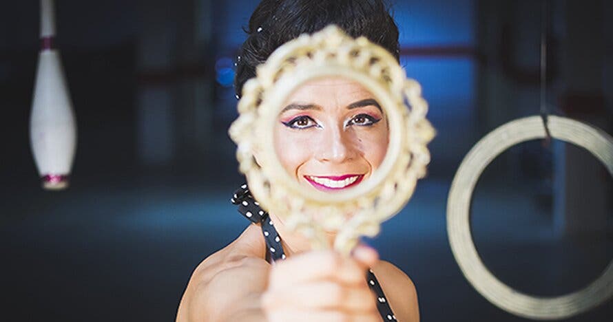 ¡Qué circo de mujer!