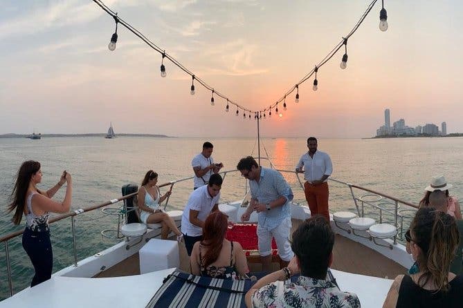 Cena en la Bahia de Cartagena en Sibarita Master