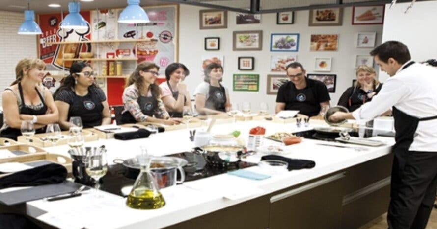 Taller de Burgers and beers;  incluye bebida y degustación 