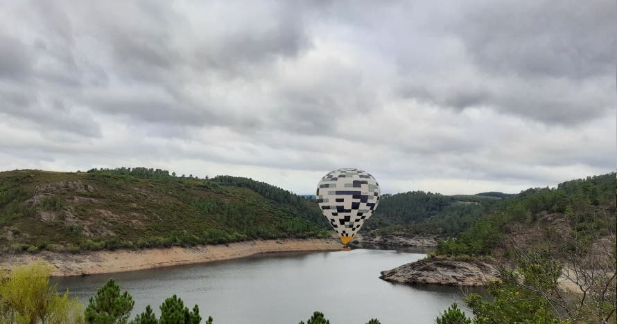 Vuelo en globo en Ribeira Sacra