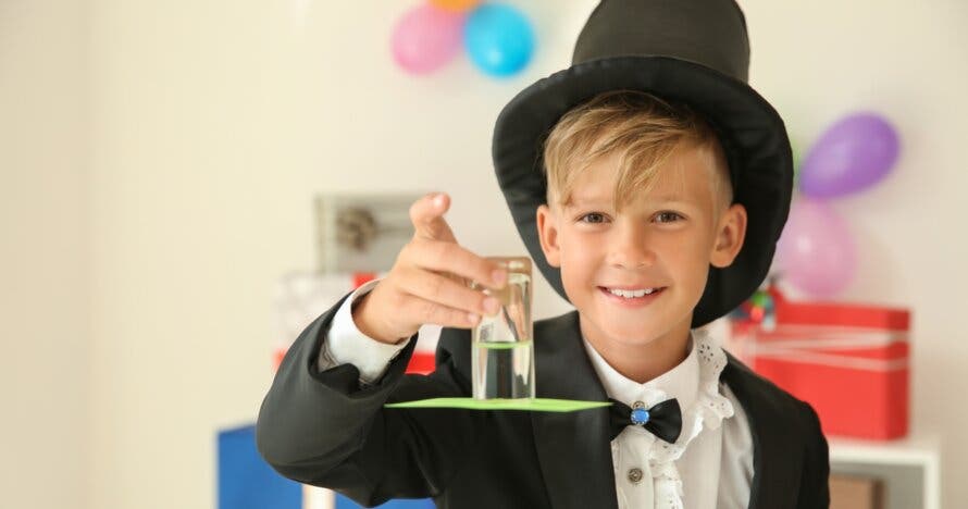 Taller de Magia para niños: trucos alucinantes con Inés la Maga