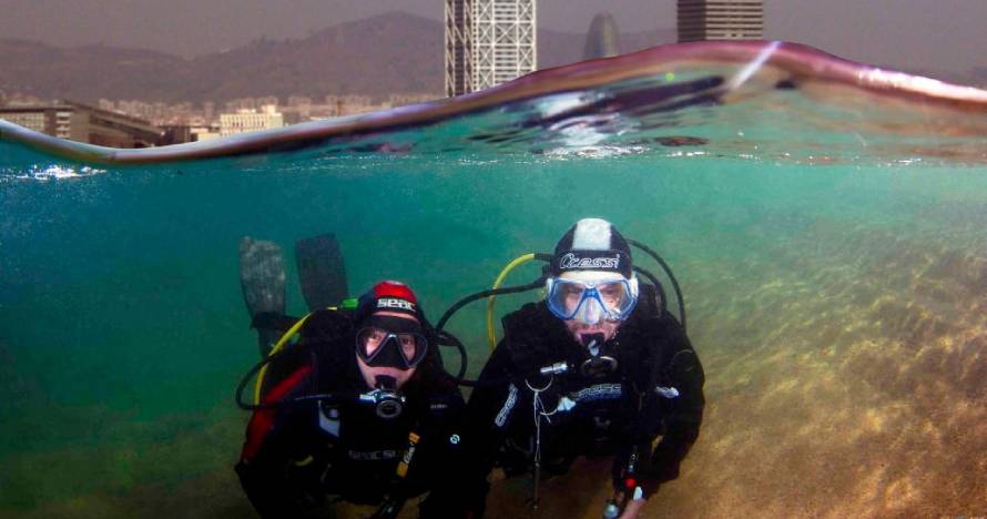 Bautizo de Mar PADI en Barcelona