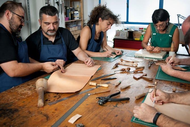 Taller de Artesanía en el Rastro de Madrid