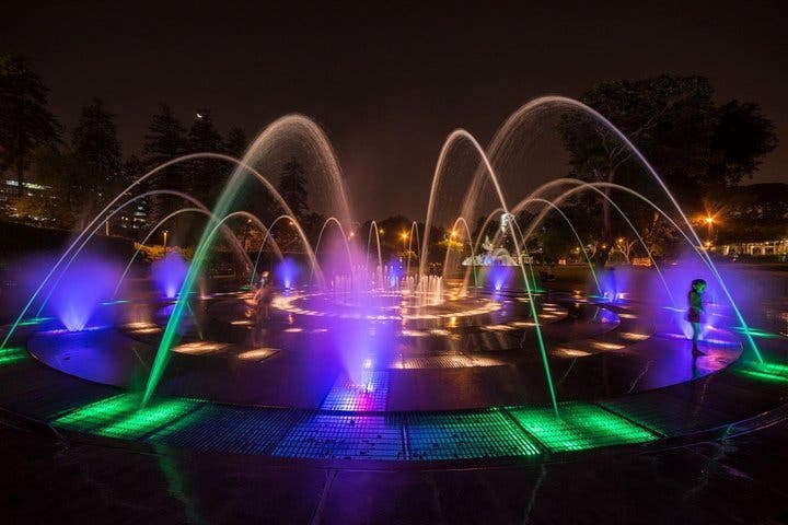 Circuito mágico de agua en Lima con recogida en el hotel