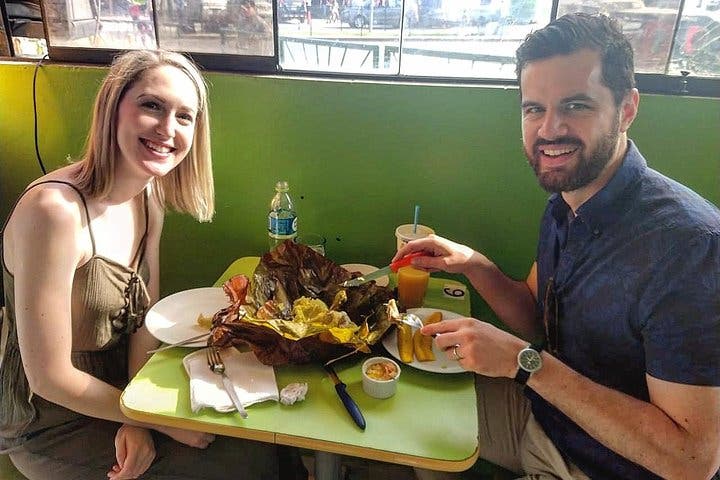 Excursión por los mercados locales y su historia gastronómica (grupos pequeños)