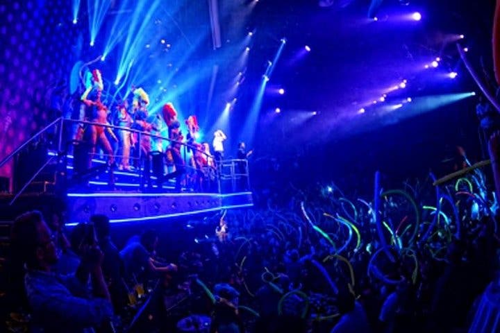 Boleto de entrada a la discoteca Coco Bongo Cancún