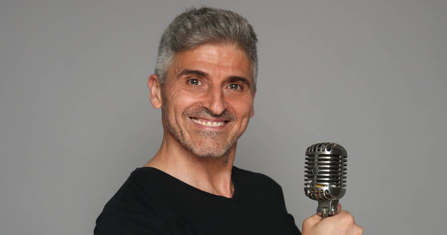 Aguántame el cubata, que me da la risa - Juan Aroca