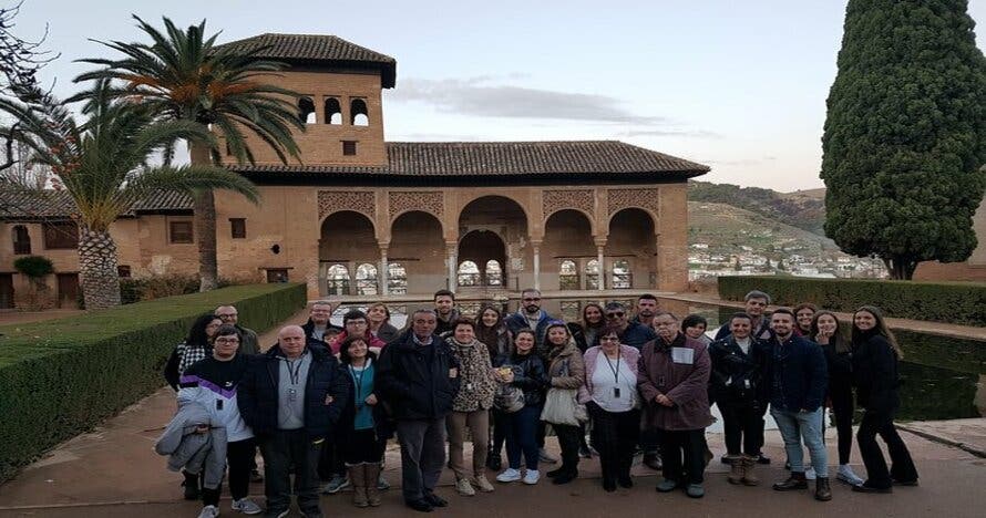 Visita Alhambra Emoción (visita completa sin colas)