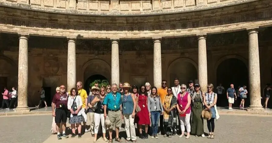 Visita Alhambra Emoción (visita completa sin colas)