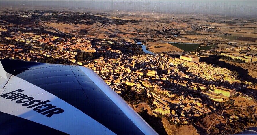 ¡Piloto por 1 día! Tu primer vuelo ¡pilotarás el avión!