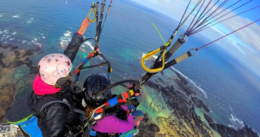 Tandem paragliding (vuelo biplaza en parapente)
