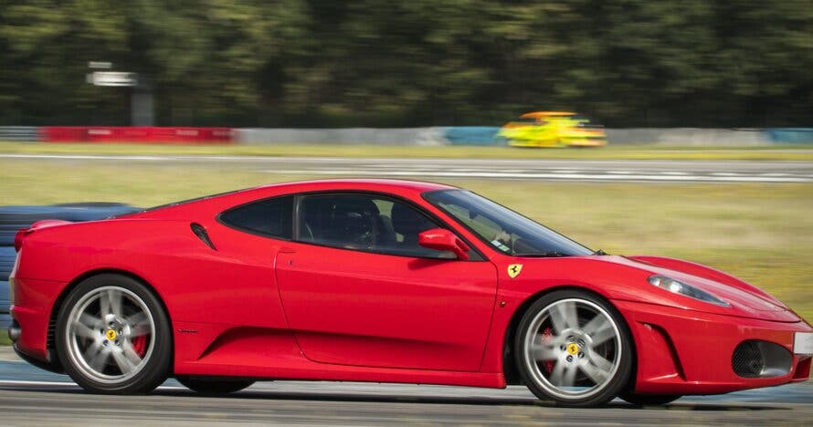 Experiencia de conducción Ferrari en autódromo