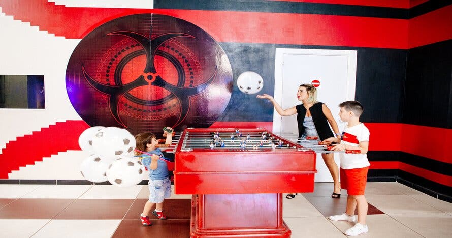 ¡Sumérgete en la acción! Partidas de láser tag en Laser Joc Badalona