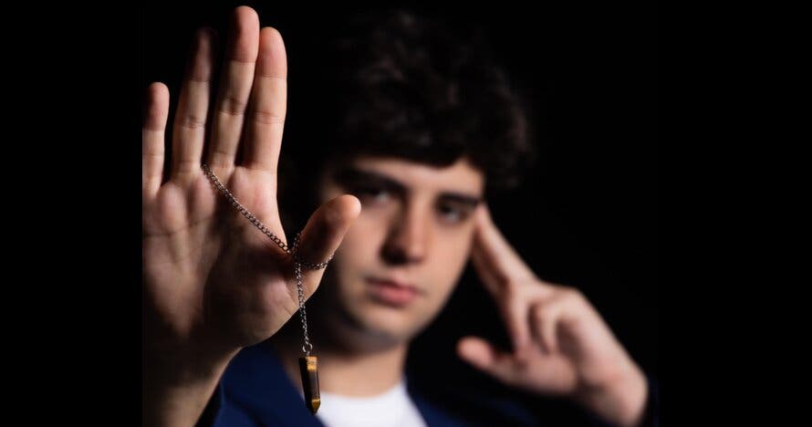 Mental Nights: Mentalismo con Álex Ruiz en Artea Espai