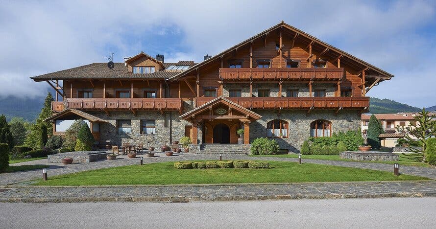 Renueva cuerpo y paladar: spa o gastronomía en Camprodon