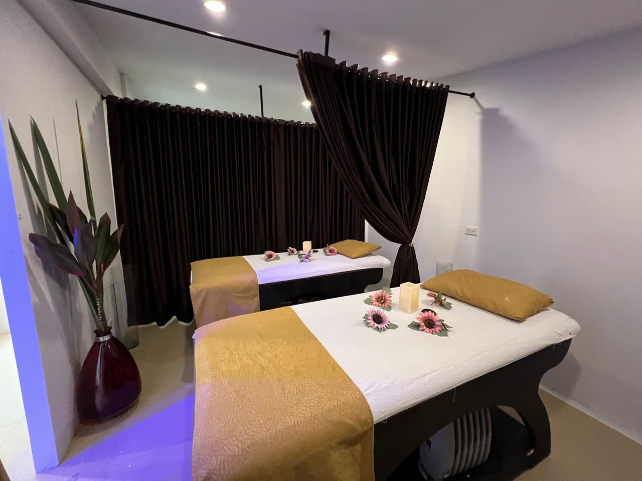 Ritual relajante en pareja, bebidas y flotarium