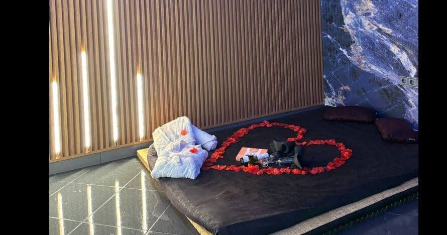 Día romántico - Ritual de Amor: yoga, jacuzzi, masaje, bombones,...