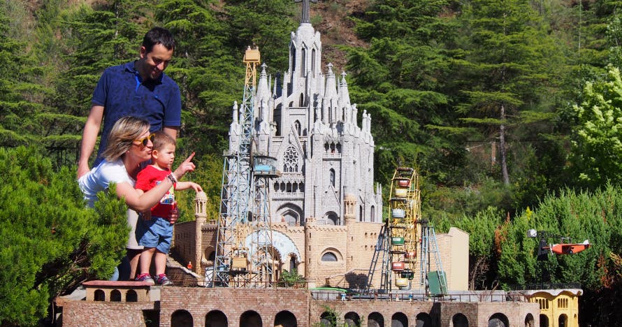 Entrada a Catalunya en Miniatura con opción a Circuitos de Aventura