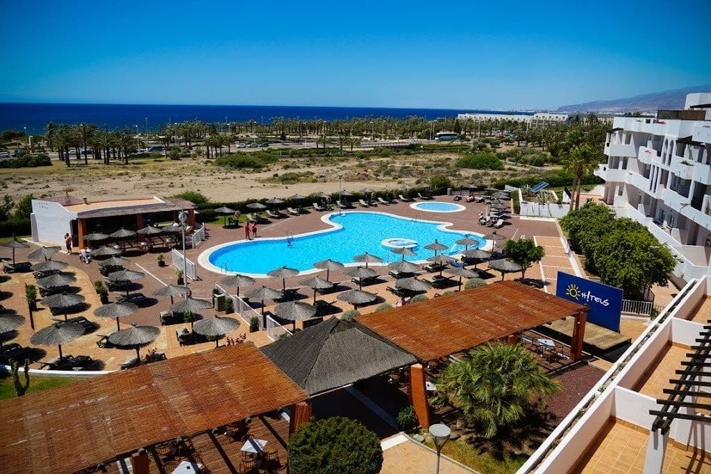 Renueva cuerpo y paladar: spa y cena opcional en Cabo Gata