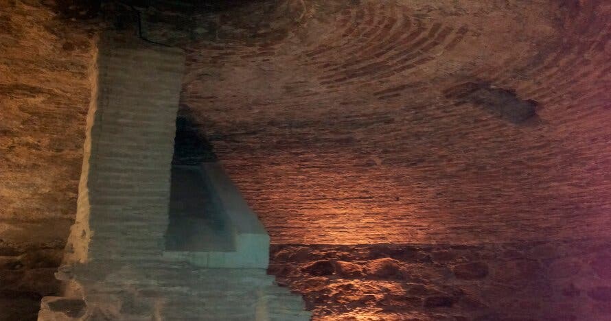 Toledo subterráneo: explora los secretos ocultos bajo las calles