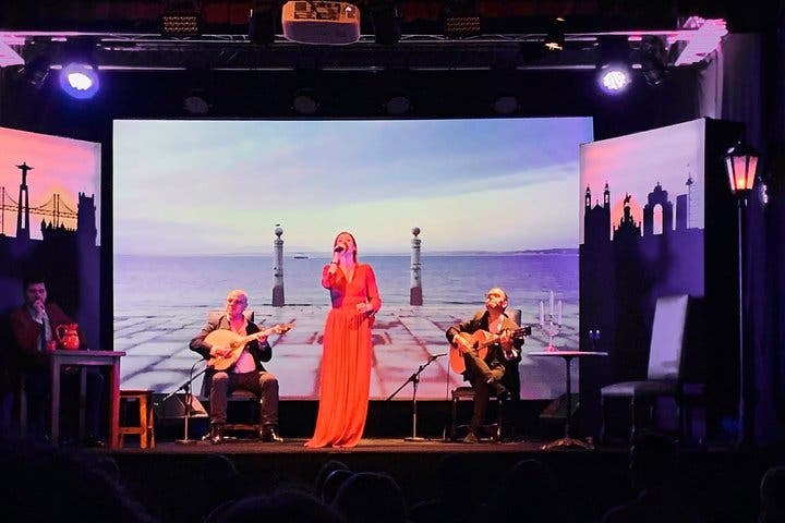 Mejor espectáculo de fado en directo en Lisboa: &#39;Fado in Chiado&#39;