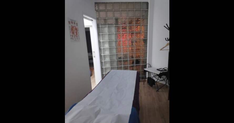 Piel radiante y suave: hidratación facial intensiva y masaje