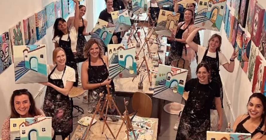 Pintura y vino, una experiencia creativa y social