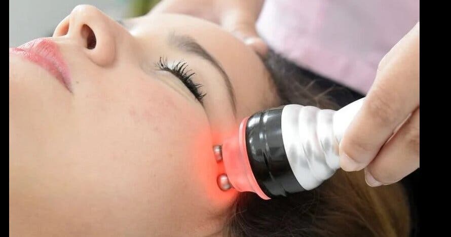 Tratamiento facial con Microdermoabrasión y Radiofrecuencia