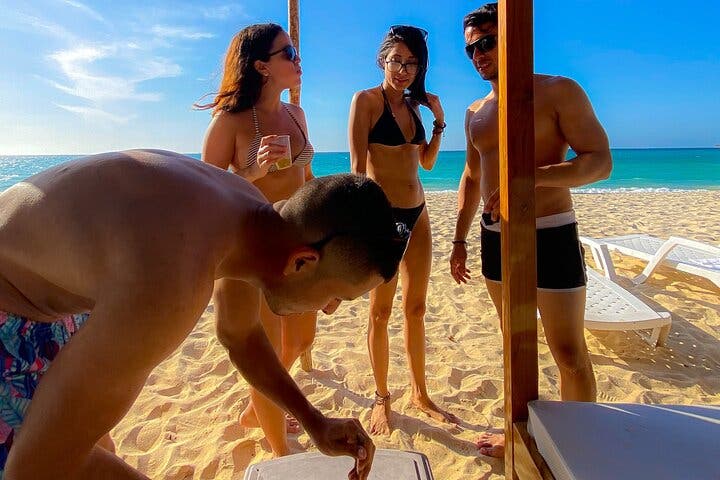 Barú y Playa Blanca disfrutan del mejor lugar con alojamiento y almuerzo.